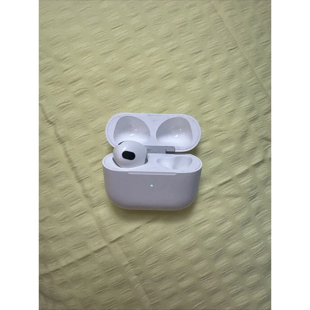 Apple AirPods (3rd Generation) Left AirPod, MagSafe Charging Case + Original Box